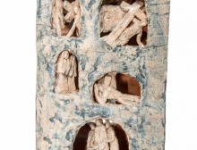 Keramiek (EK9) | Drie objecten van keramiek met 15 staties van de kruisweg (inclusief de opstanding)